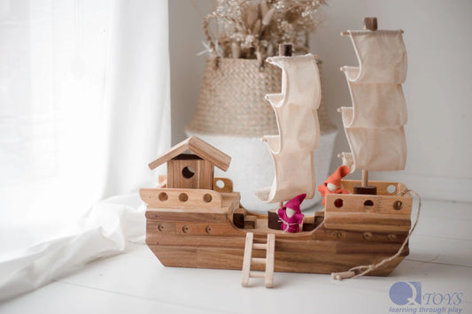 Qtoys | Wooden Pirate Ship