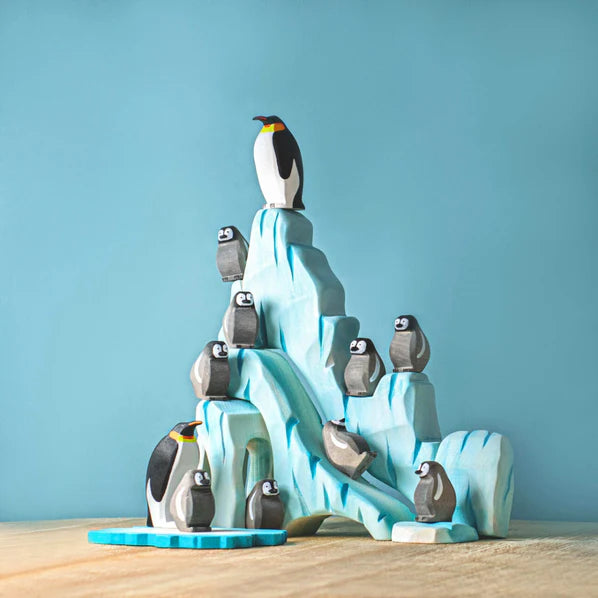 Bumbu | Icy Cliff SET (with Ice Floe and Big Penguin Family)