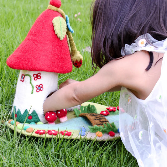 Tara Treasures | Fairies and Gnomes House - Red Roof