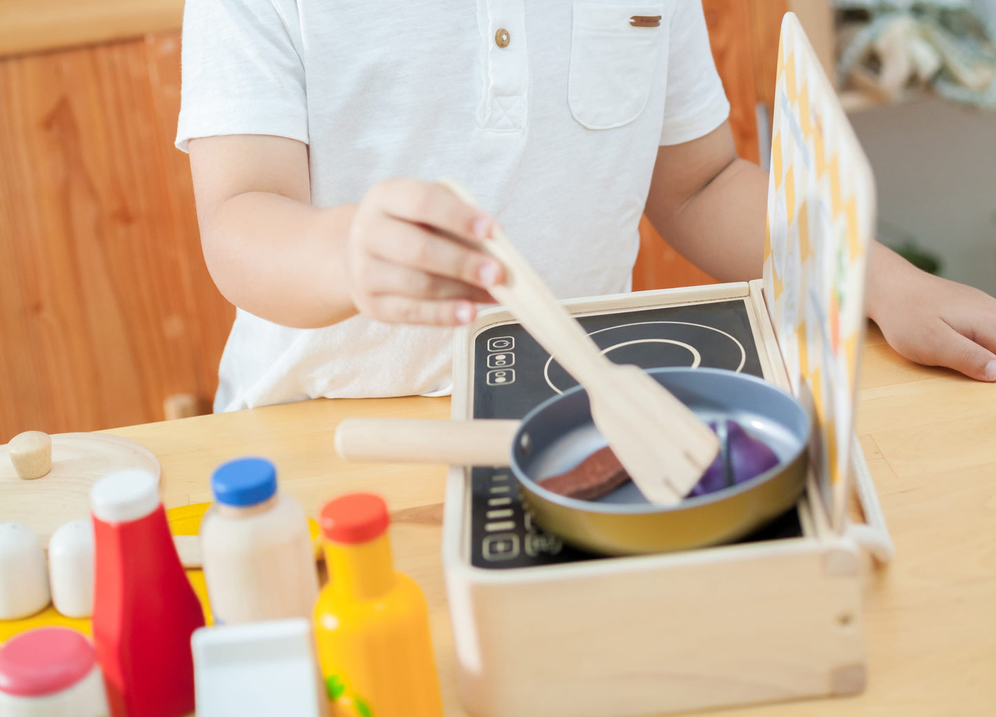 Plan Toys | Cooking Utensils